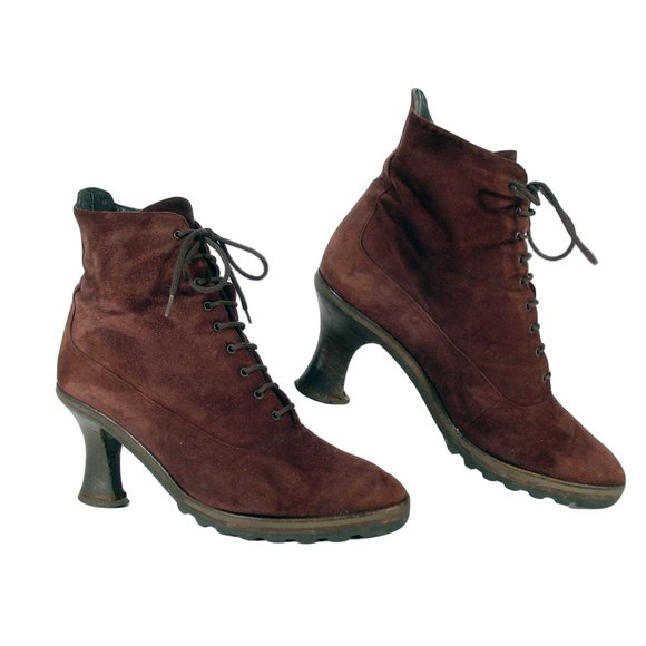 DONNA KARAN Tractor $375 Vintage Steampunk Heeled Lace-Up Booties US 6 unmarked - Picture 1 of 6